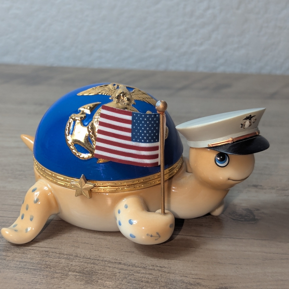 Charming Officer USMC Heirloom Porcelain Turtle Music Box Bradford Exchange